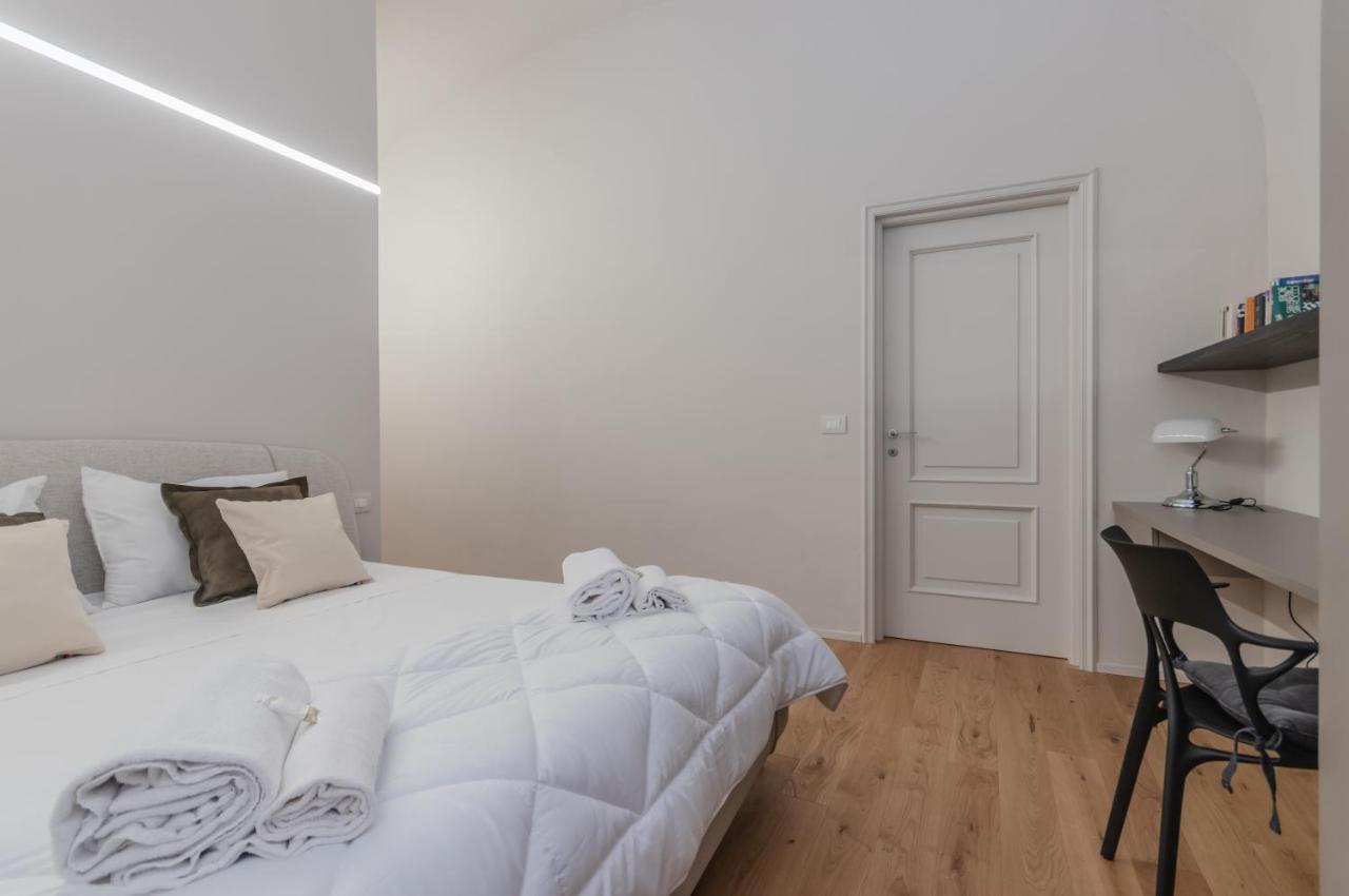 San Martino Modern & Elegant Flat Apartment อัสตี ภายนอก รูปภาพ