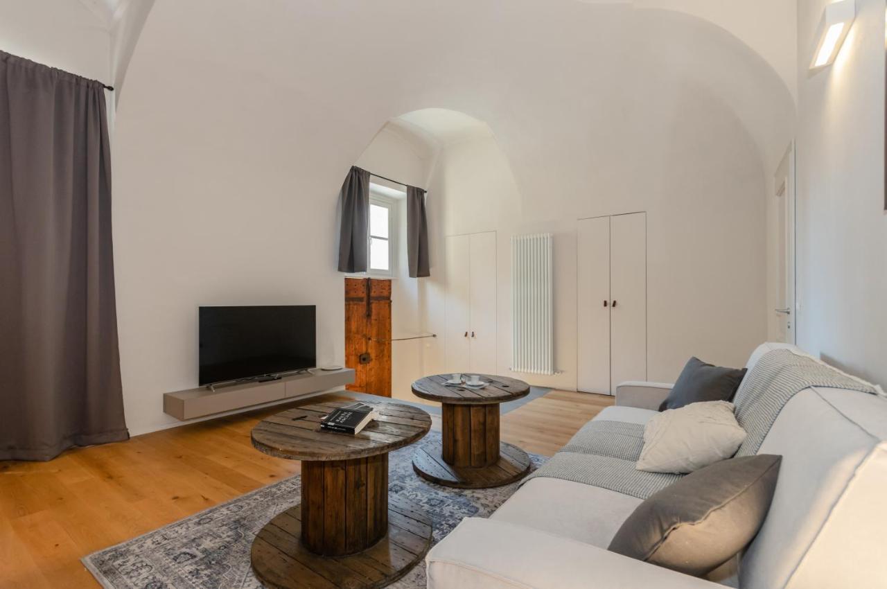 San Martino Modern & Elegant Flat Apartment อัสตี ภายนอก รูปภาพ