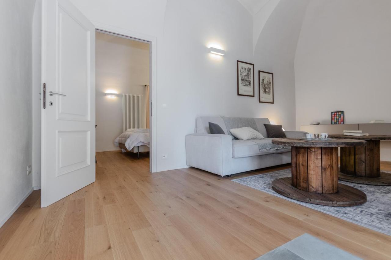 San Martino Modern & Elegant Flat Apartment อัสตี ภายนอก รูปภาพ