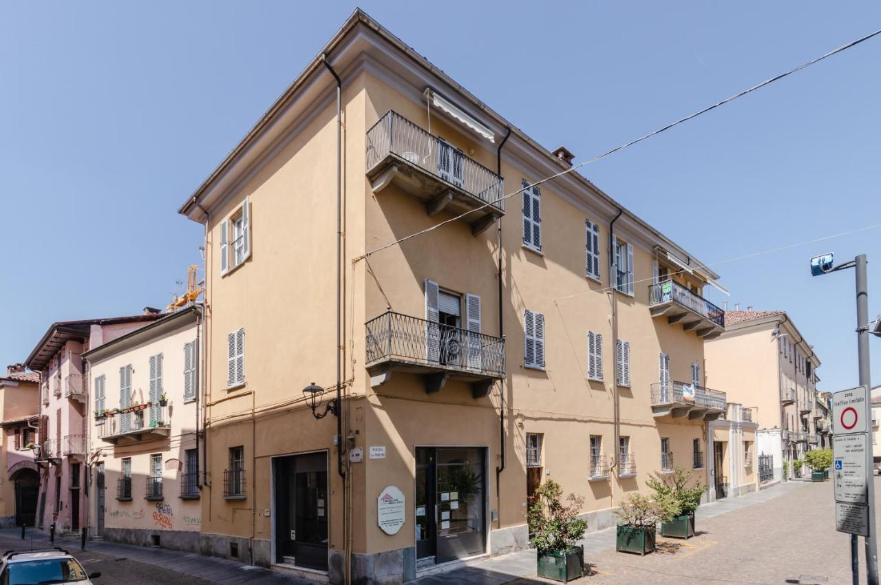 San Martino Modern & Elegant Flat Apartment อัสตี ภายนอก รูปภาพ